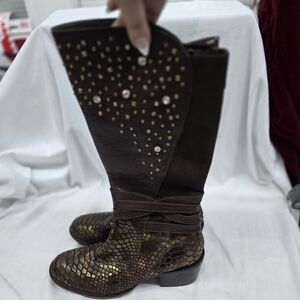 Women's Cuadra Brown Western Studded Snake-Embossed Boots